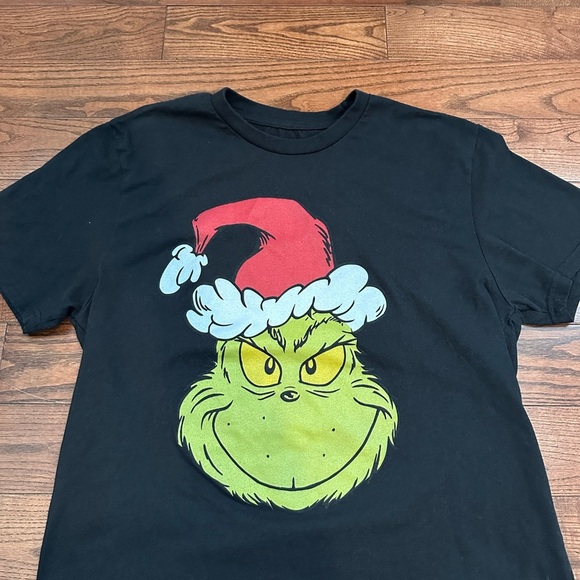 Grinch Christmas T-shirt - Picture 2 of 4